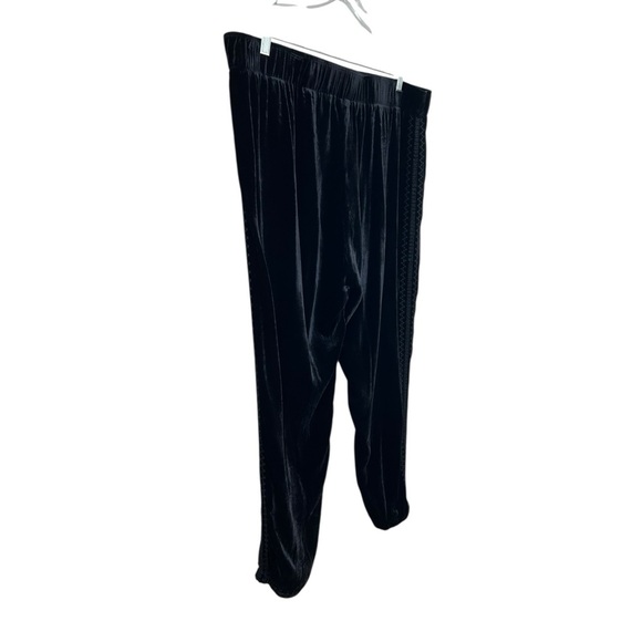 Johnny Was - Women’s Velvet Jogger Pants, Boho, Embroidered - Black, X-Large - Picture 6 of 17